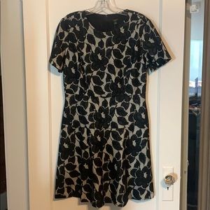 Ann Taylor black and cream floral pattern dress